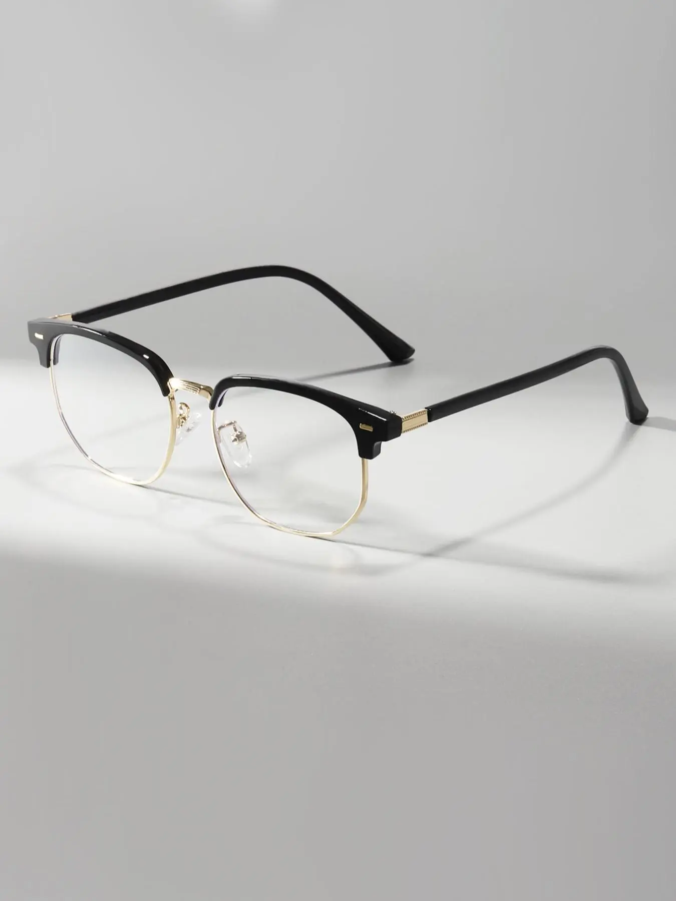 Simple Design Metal Frame Square Eyeglasses for Everyday Use, Minimalist Casual Eyeglasses, Stylish Square Frames, Square Frame Eyewear, Fashionable Frames Glasses