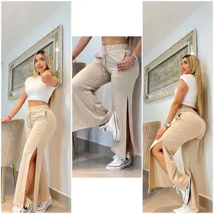 Two-piece pants set beige