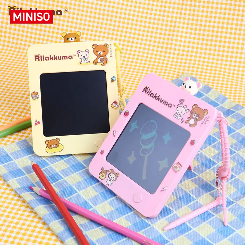 MINISO Rilakkuma Graffiti Sketchpad Series Charm, Adorable Plush Pendant, Fashion Ornament, Fine Collectible & Sweet Present. Soft Texture, Exquisite Workmanship, Cute Daily Decor, Ideal Gift For Rilakkuma Enthusiasts Back-to-School Gifts