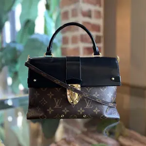 Pre-owned Louis Vuitton canvas Crossbody Bags One Handle Flap MM Black Monogram Leather Bag