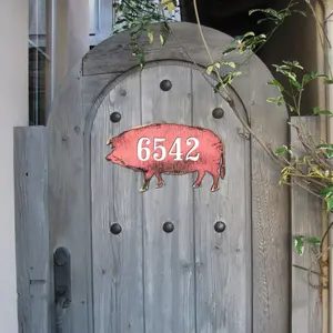 Designocracy MA98138-18 18 in. Pig Wooden Custom House Number Sign Decor