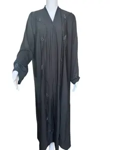 Abaya with leaf gems