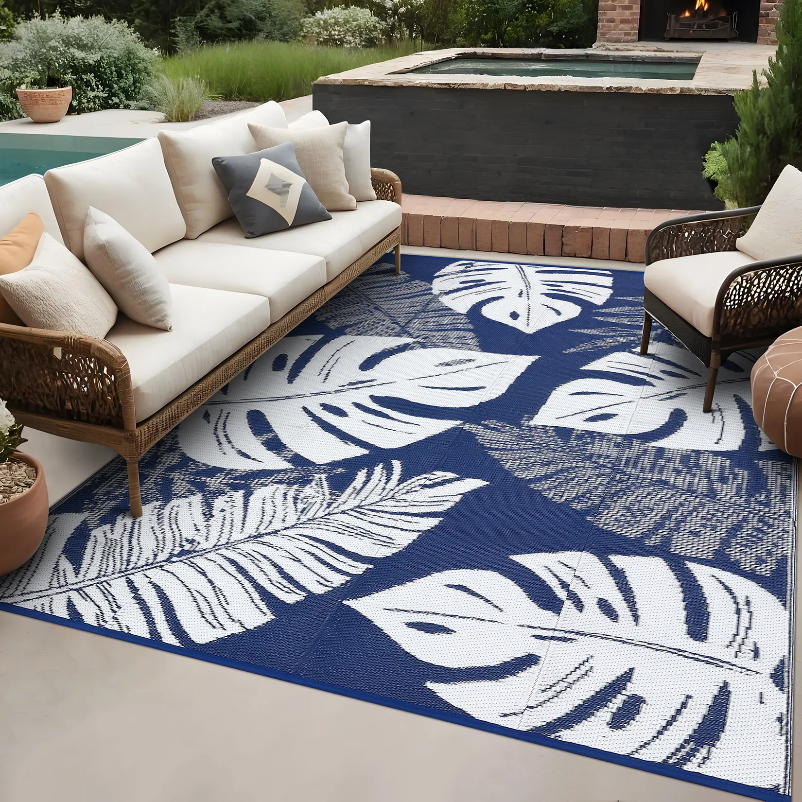 Leaf Print Outdoor Rug Double-Sided Reversible Plastic Straw Woven Rug Foldable Garden Decoration Rug Large Size Washable Outdoor Rug for Terrace Beach RV Picnic Balcony Patio