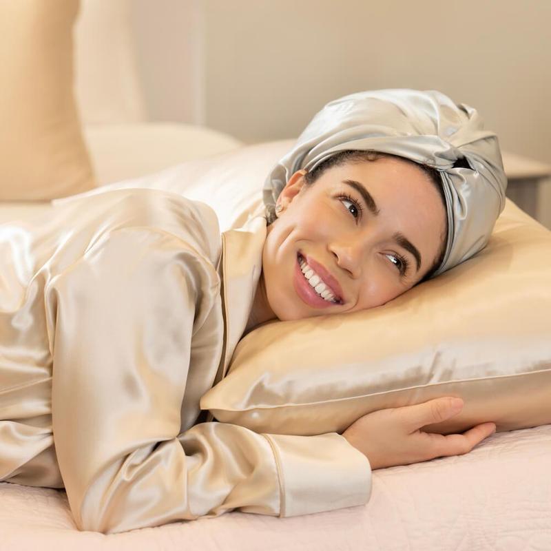 Blissy Silk Bonnet – 100% Mulberry Silk – Anti-Frizz Hair Protection – Extends Blowouts