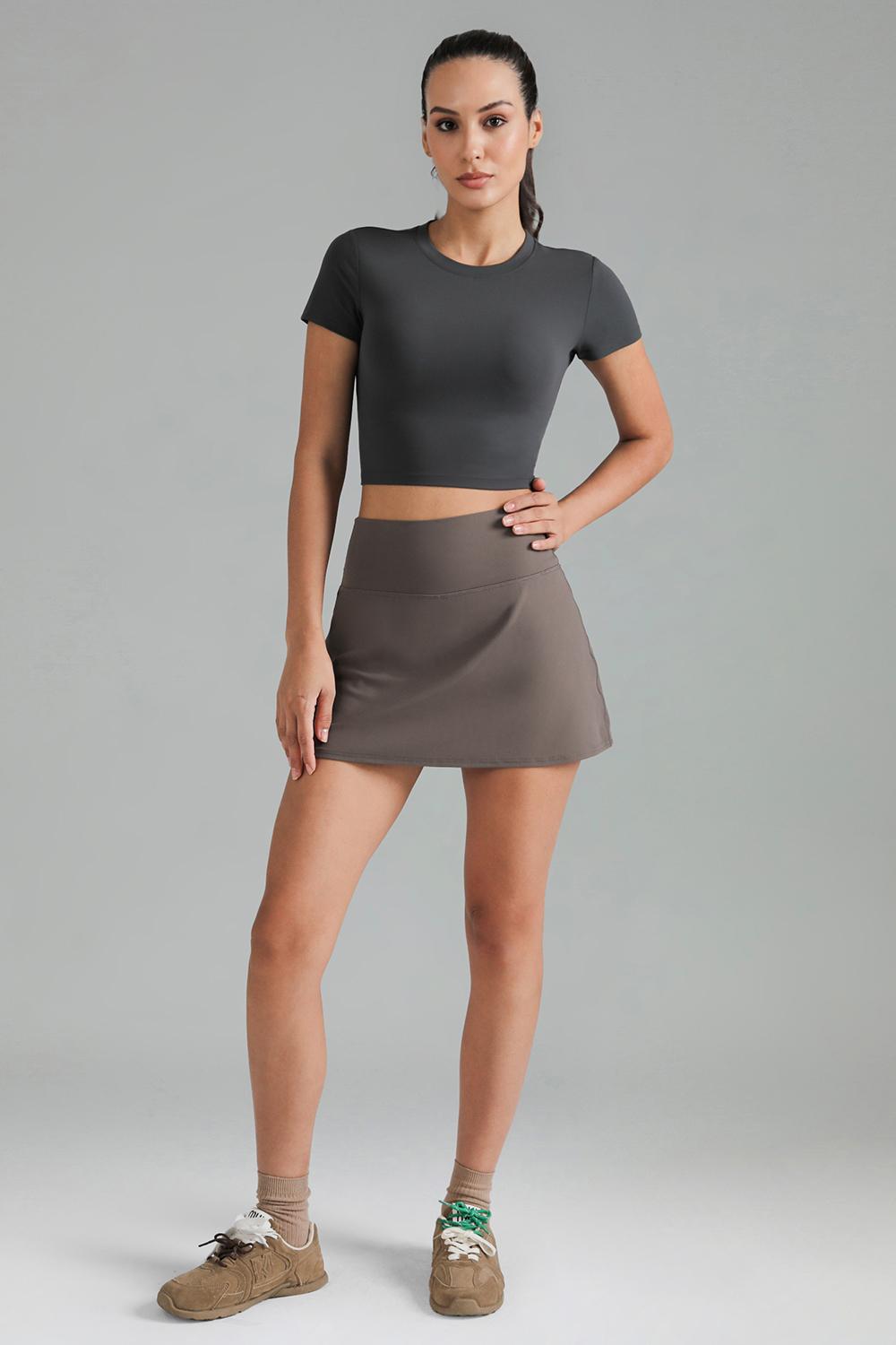 Colorfulkoala Dreamlux Short Sleeve Cropped Workout Shirt with Crisscross Back, Black, Versatile Design for Various Outfits