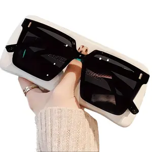 Men’s oversized square glasses, suitable for everyday wear, driving, fishing, travel, and beach vacations, made from durable PC material