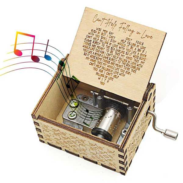 Creative Wooden Hand-Crank Music Box Vintage Musical Toy for Valentine's Day and Birthdays with Engraved Lyrics Creative Wooden Hand-Crank Music Box Vintage Musical Toy for Valentine's Day and Birthdays with Engraved Lyrics