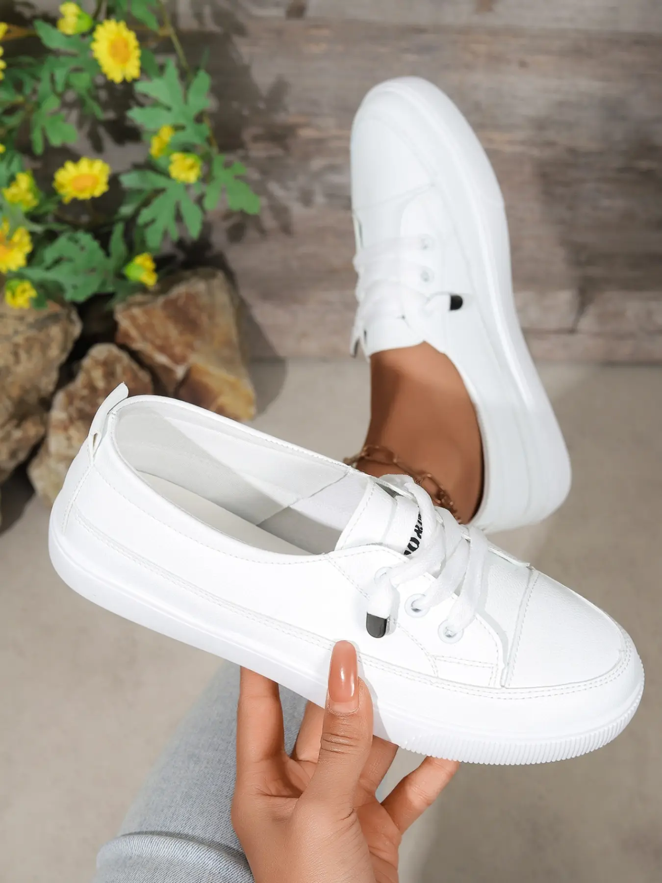 Women's Plain Color Sneakers, Fashion Casual Low Top Shoes, Laces College Style, Versatile Sporty Footwear, Large Sizes Available