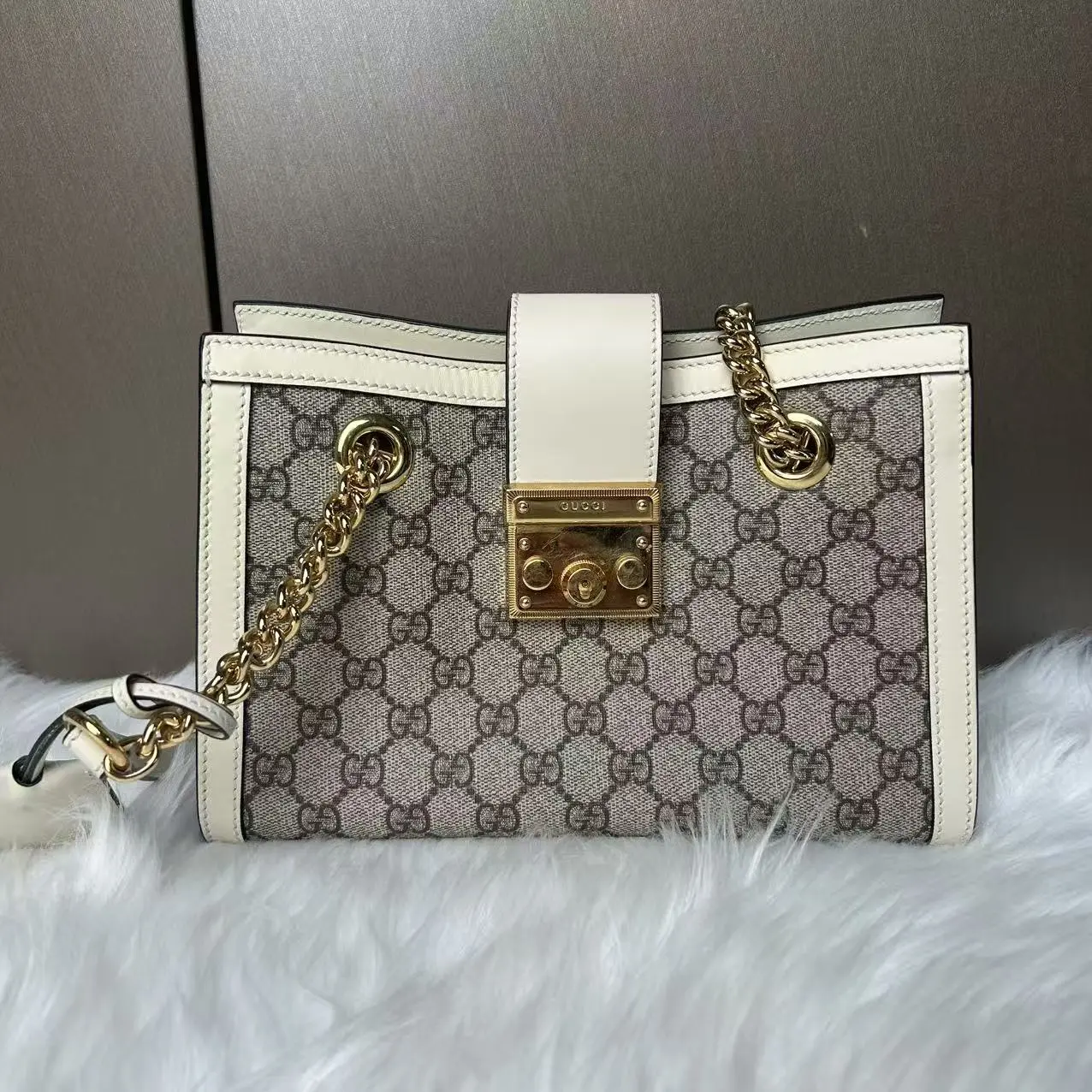 Pre-owned GUCCI Canvas Shoulder Bags Padlock Flap Chain Shoulder & Crossbody Bag +charm