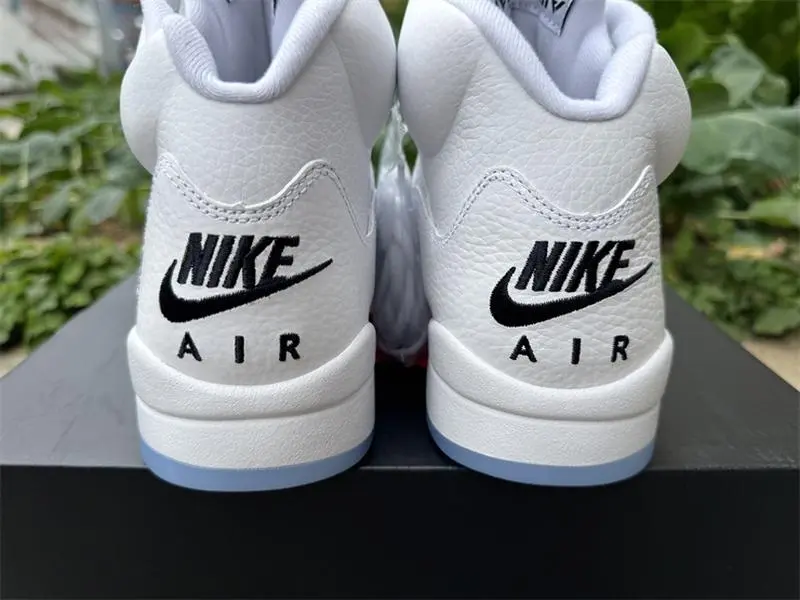 Pure White Pebbled Top Leather Light Grey Breath Mesh Silver Sawtooth Ice Blue Transparent Air Cushion Mid Top Retro Sneakers
