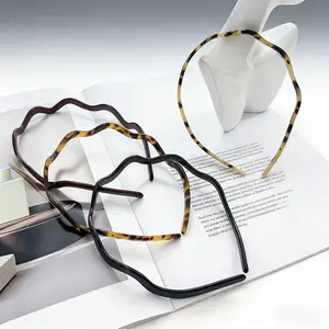 Women's Comfortable Wavy Thin Hairband Non-Slip No Pressure Headband Eyewear Friendly Anti-Headband Design for Daily Use