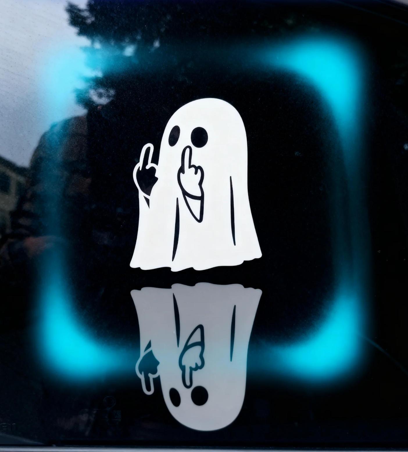 Glow-in-the-Dark Halloween Ghost PVC Sticker Middle Finger Decal Reflective Car & Motorcycle Decal for Windows and Paint 2/4 pcs Halloween Themed Ghoul Stickers