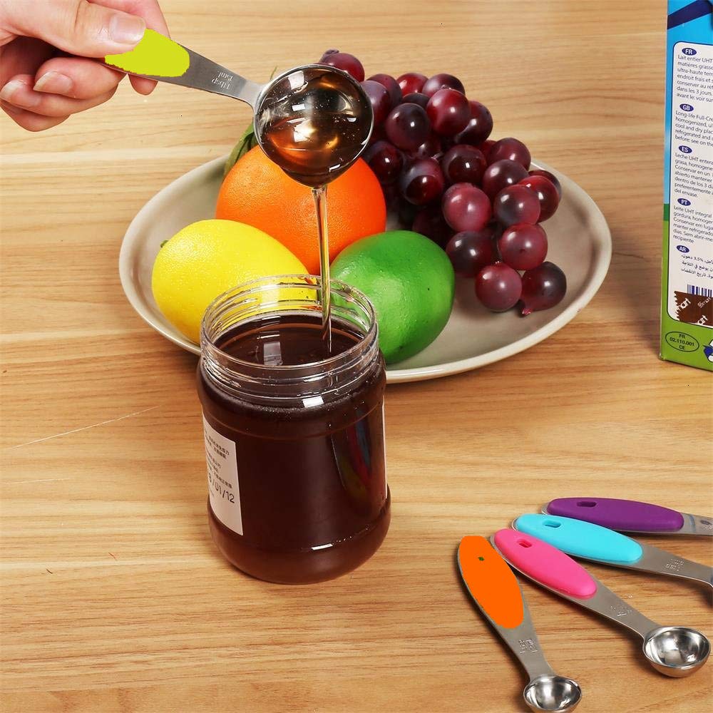 Colorful 5-Piece Measuring Spoon Set with Comfortable Silicone Grip Handles for Accurate Liquid Measurement stackable cup