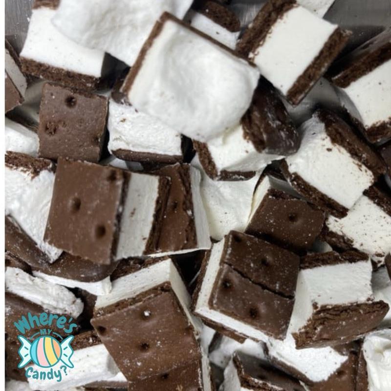 Freeze Dried VANILLA Ice Cream Sandwich Bites - TikTok Viral - Crunchy Ice Cream - Astronaut Candy