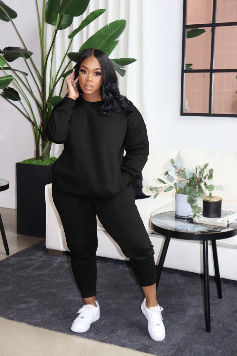 USBOUTIQUECHIC Women's Plus Size Black Fitted Crewneck Sweatshirt & Drawstring Waist Sweatpants Set Casual Round Neck Long Sleeve Pullover & Trousers for Fall Winter Clothing Outfits Minimalist Style USBOUTIQUECHIC Women's Plus Size Black Fitted Crewneck Sweatshirt & Drawstring Waist Sweatpants Set Casual Round Neck Long Sleeve Pullover & Trousers for Fall Winter Clothing Outfits Minimalist Style