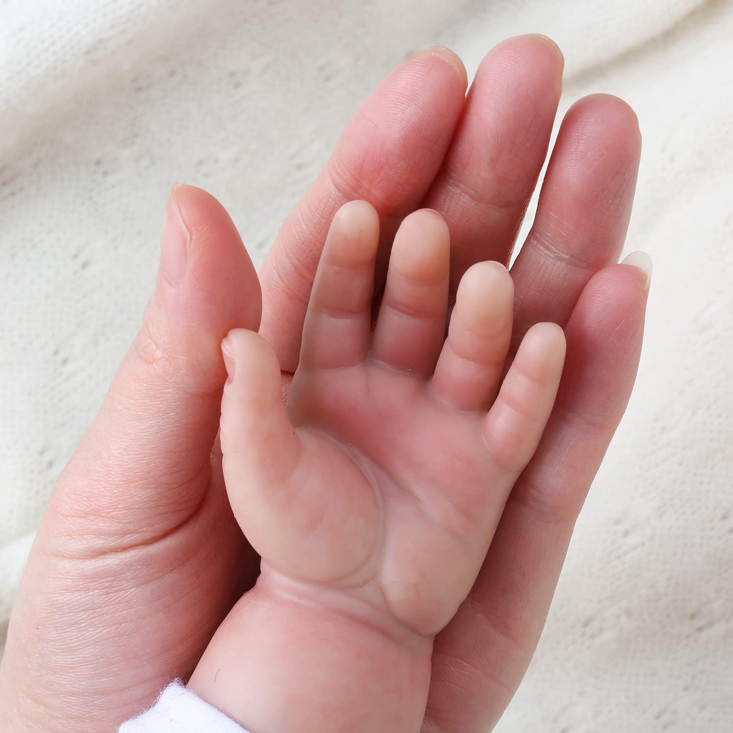 20 Inches Silicone Reborn Doll Girl Sleeping with Closed Eyes Hand-Painted Realistic Baby Doll for Collection Festival Birthday Halloween Perfect Christmas Gift for Kids Aged 3+ 20 Inches Silicone Reborn Doll Girl Sleeping with Closed Eyes Hand-Painted Realistic Baby Doll for Collection Festival Birthday Halloween Perfect Christmas Gift for Kids Aged 3+