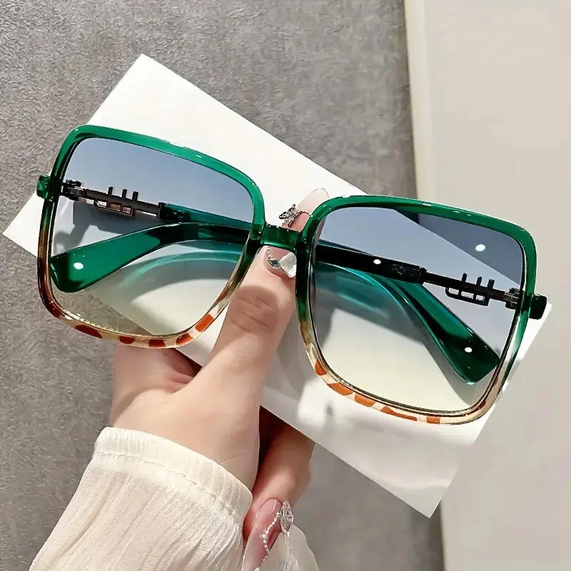 Women's 1970s Retro Oversized Full Rim PC Anti-UV Sunglasses - 2-Color Protective Frames, Multi-Style Retro-Inspired Eyewear for Party, Daily Wear (summerwins), Anti-Uv Women's Sunglasses, Multi-Style Women's Sunglasses