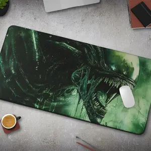Xenomorph Alien Mouse Pad, Keyboard Mat, Alien Horror Sci-Fi Desk Mat, Xenomorph Fanart Disturbing Horror Playmat For Computer Accessories, Gift For Gamers,