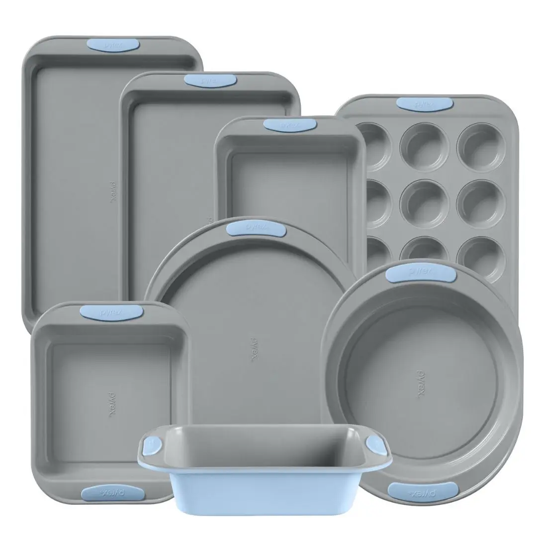 Pyrex® Metal Bakeware 8-Piece Set in Cerulean