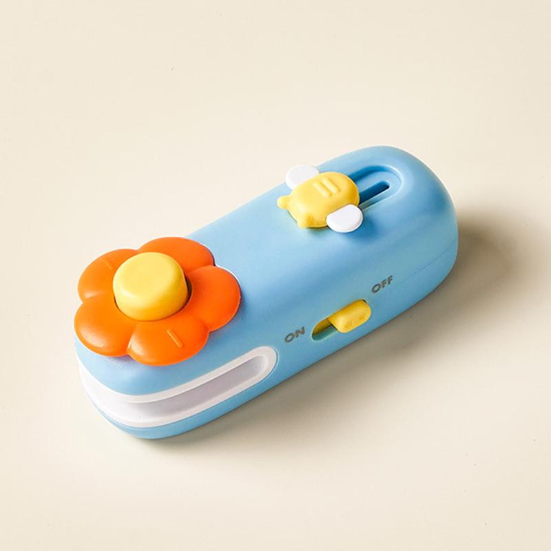 New Flower-Decorated 2-in-1 Sealer and Cutter Portable and compact heat-sealing device ideal for snacks Adorable resealable plastic bag sealer