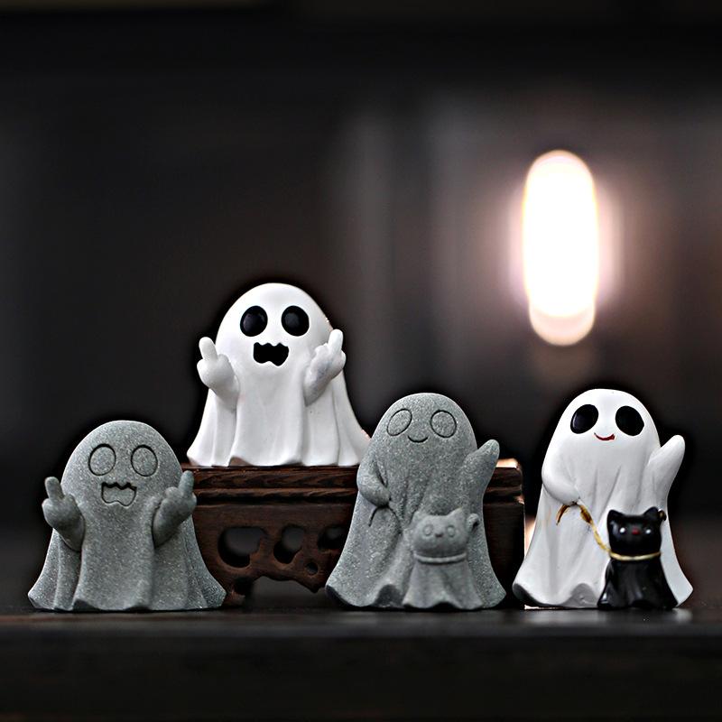 MUNBYN Halloween Gift Ghost Figurine - Funny Middle Finger Ghost Statue for Pranks - Cute Ghost Decor for Halloween Decorations Stone Ornament