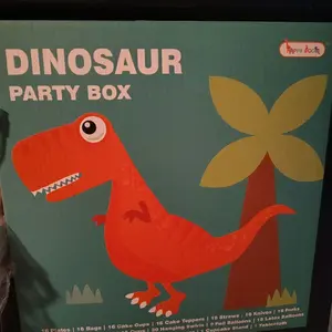 Dinosaur party decoration set