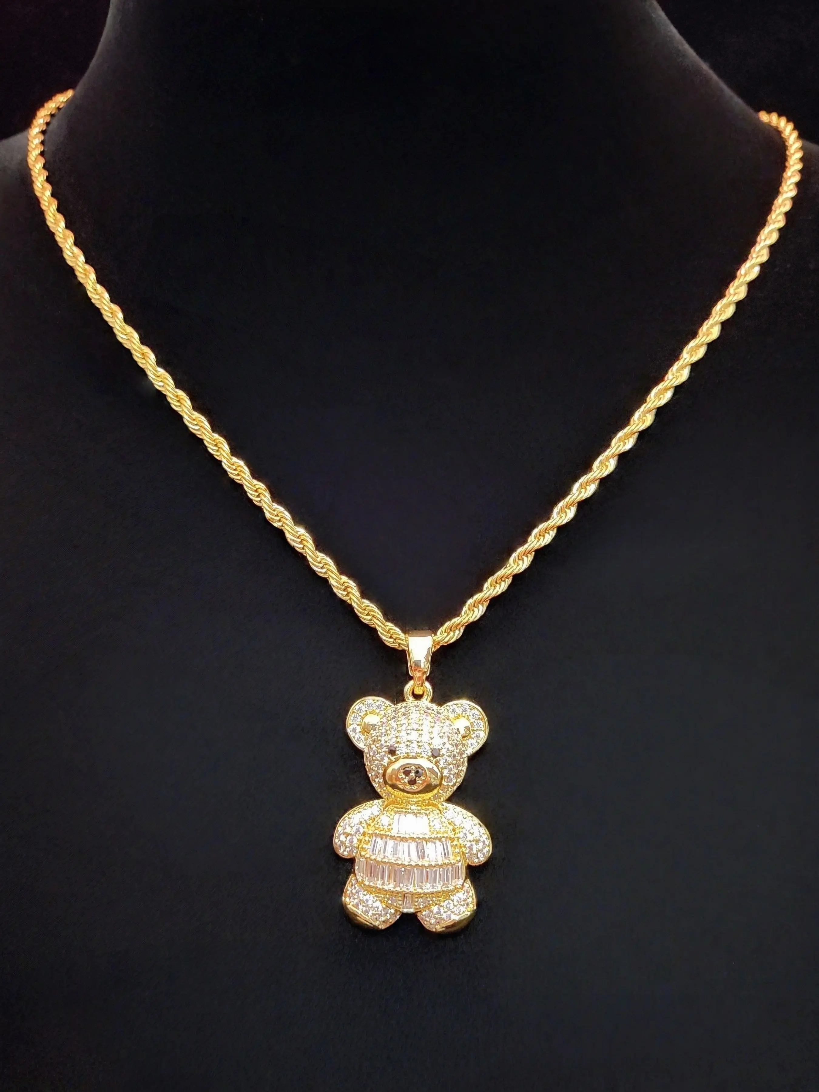 Artificial Zircon Bear Animal Pendant Necklace, Stainless Steel Twisted Chain, Unisex Hip Hop Punk Jewelry, Fashion Vintage Accessory, Sparkling CZ Necklace, Zircon Gemstone Necklace, Pendants Necklace Chains