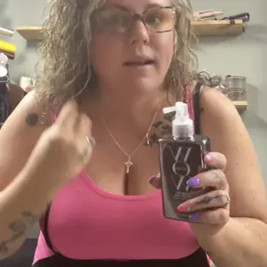 Color Wow Dream Coat for Curly Hair | Anti-Frizz Spray for Wavy Hair, Lightweight Styling Product for Wavy & Curly Hair, Defines Waves, Hydrates & Controls Frizz | Formulated With Hydrolyzed Keratin