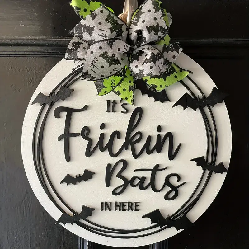 Halloween Bat Door Hanger with Bat Motif & Bow Accent, Wooden Farmhouse Round Front Door Welcome Sign, Spooky Porch Festive Decoration, Room Decor
