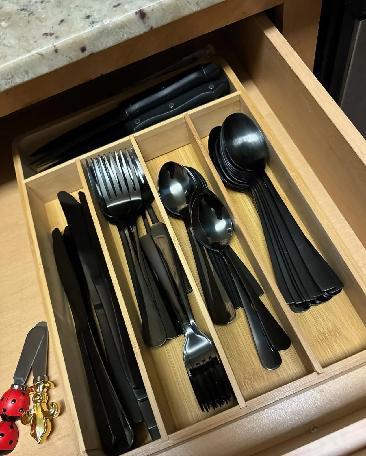24 Piece Premium Black Silverware Set for Kitchen and Dining