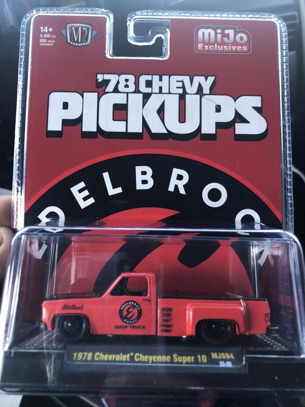 M2 1978 Chevrolet Cheyenne Super 10 Pickup Edelbrock 1/64 Diecast 31500-MJS94 Model Car