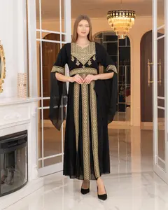 Shayma Thobe - Women's Embrodiered Thobe