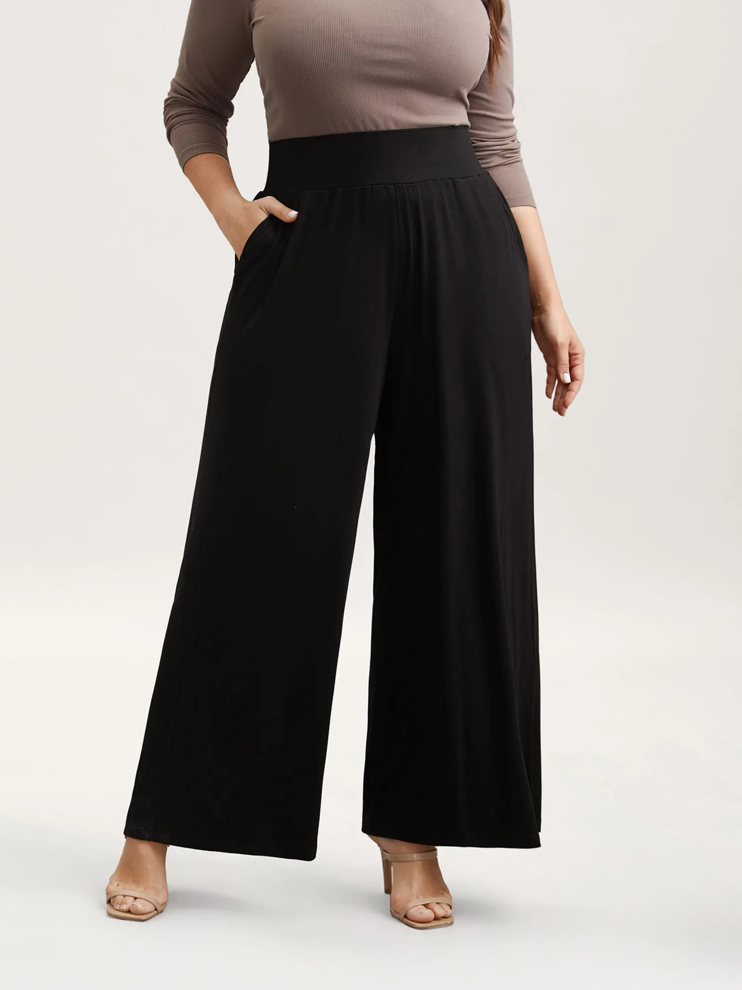 BLOOMCHIC Women's Plus Size Wide-Leg Casual Street Trousers - Black Mid-Rise Flattering Effortless Bottoms with Pocket, Comfortable Stretch Waist, Full-Length Commuter Pants for Leisure Wear,back to school shopping, Plussize