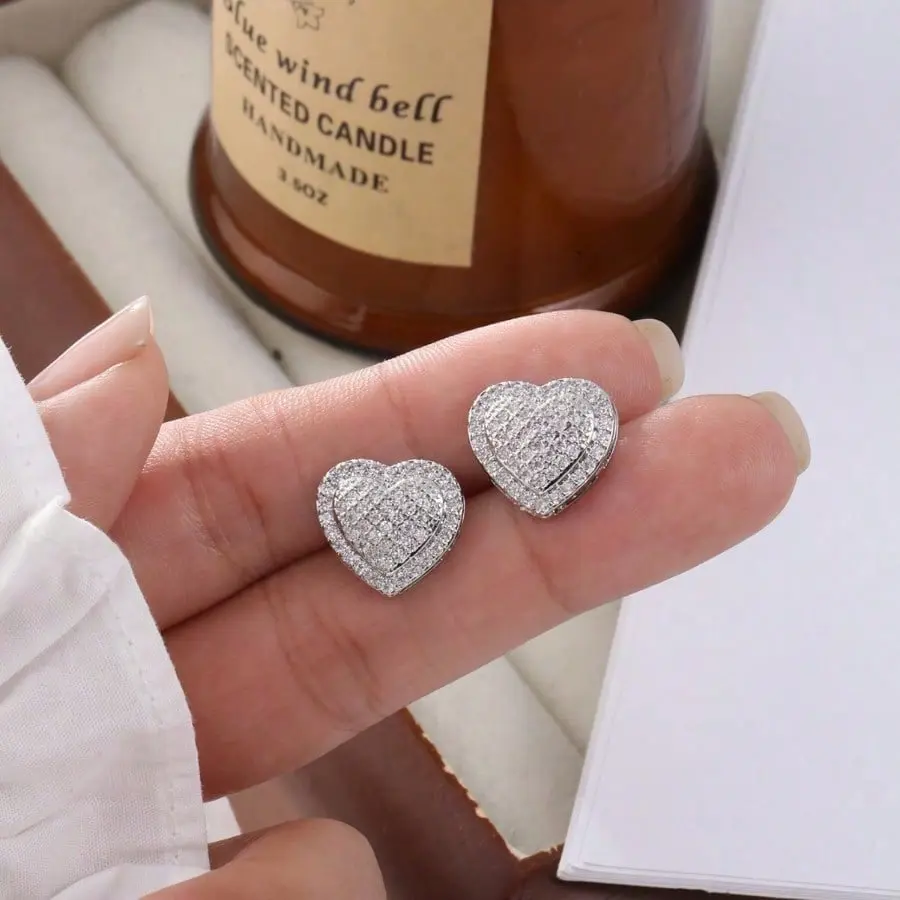 Heart Shaped Cubic Zirconia Studs, Tarnish Free Earrings for Women, Hypoallergenic Lightweight Jewelry, Birthday Christmas Gifts, Sparkling Ear Jewelry, Heart Shaped Earrings, Grandma, Special Events, Fashionable Jewelry Accessories