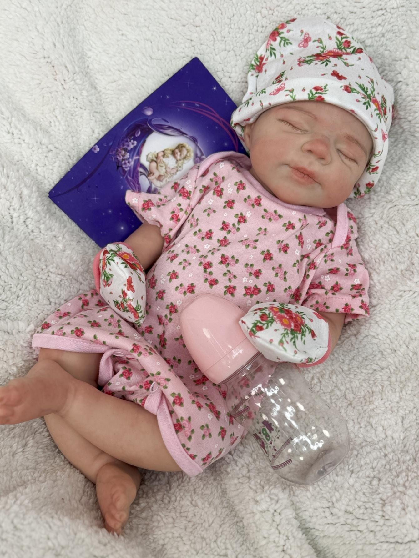 Soft Touch Baby Doll 18 Inches 45cm Full Silicone Reborn Doll with Cute Face Realistic Artist Hand Drawn Real Born Newborn Perfect Gift for Collection Festivals Birthdays and Christmas