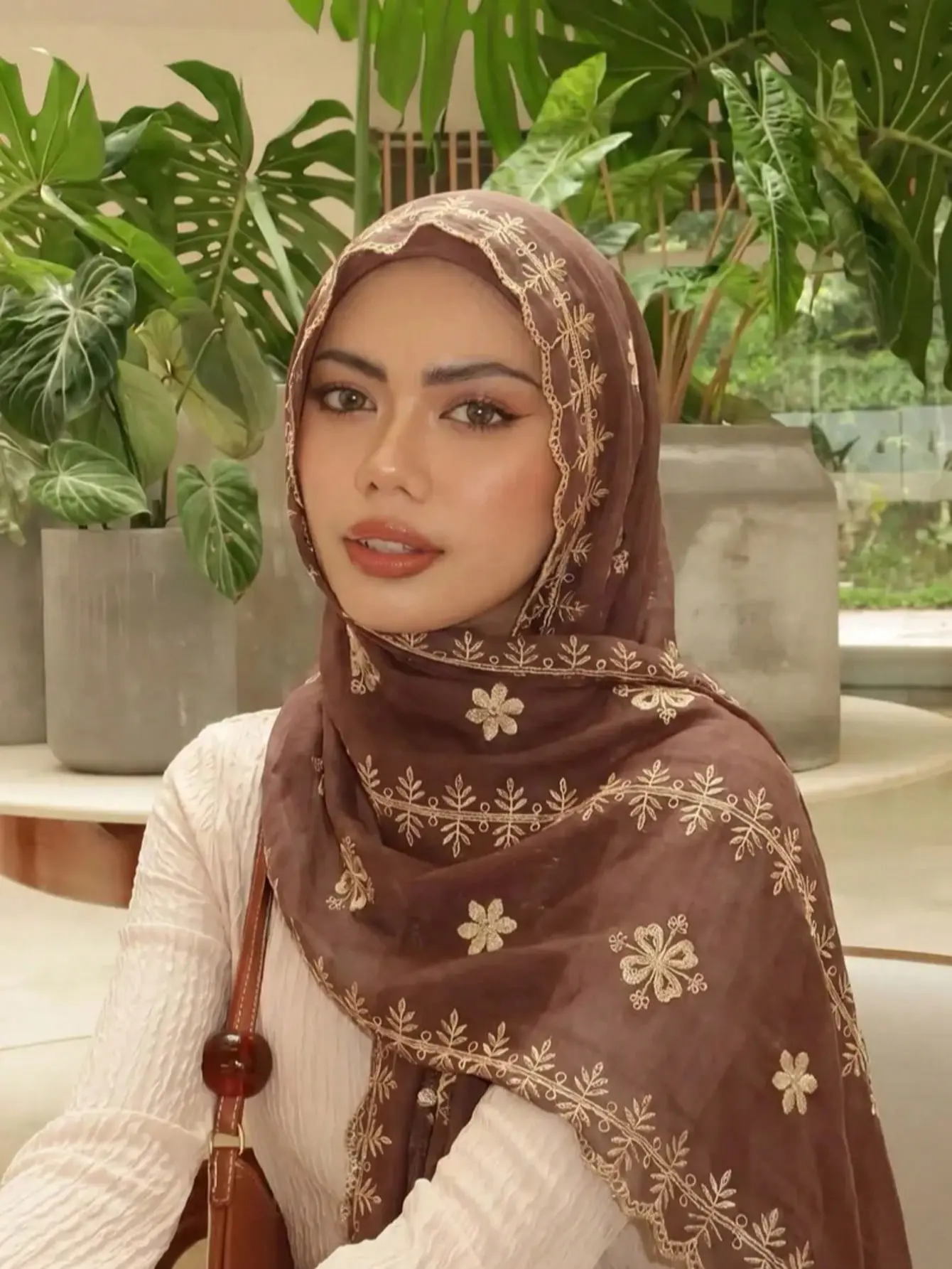 Women's 1pc Dark Romance Vintage Gold Thread Floral Embroidered Hijab - Premium Coffee Brown, One Size, Casual, Earthy Tone Match, All Seasons, Resists Shedding, Comfortable Elegant Dress Fabric Modest Luxury Shawl Wrap, Comfortable To Wear, Daily