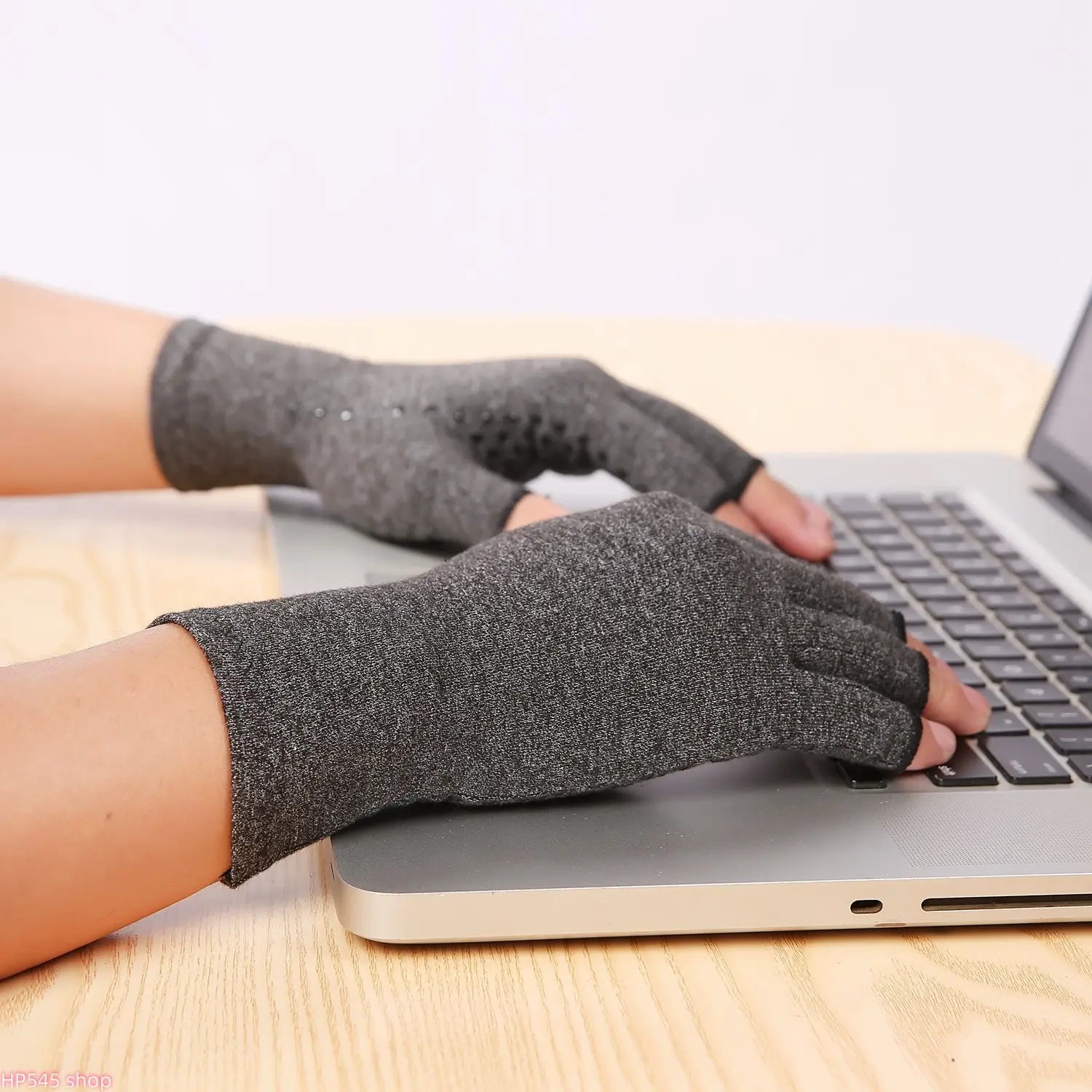 Unisex 2-Pair Arthritis Compression Fingerless Gloves, Healthcare Accessories for Carpal Tunnel Pain Relief, Typing Support & Blood Circulation Boost homedecor