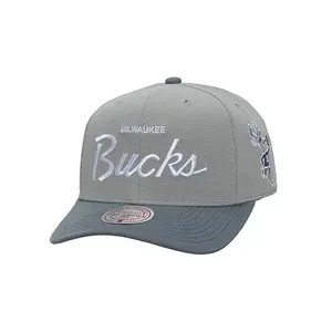 Mitchell & Ness HWC '68 Thunderstorm Milwaukee Bucks Snapback Hat