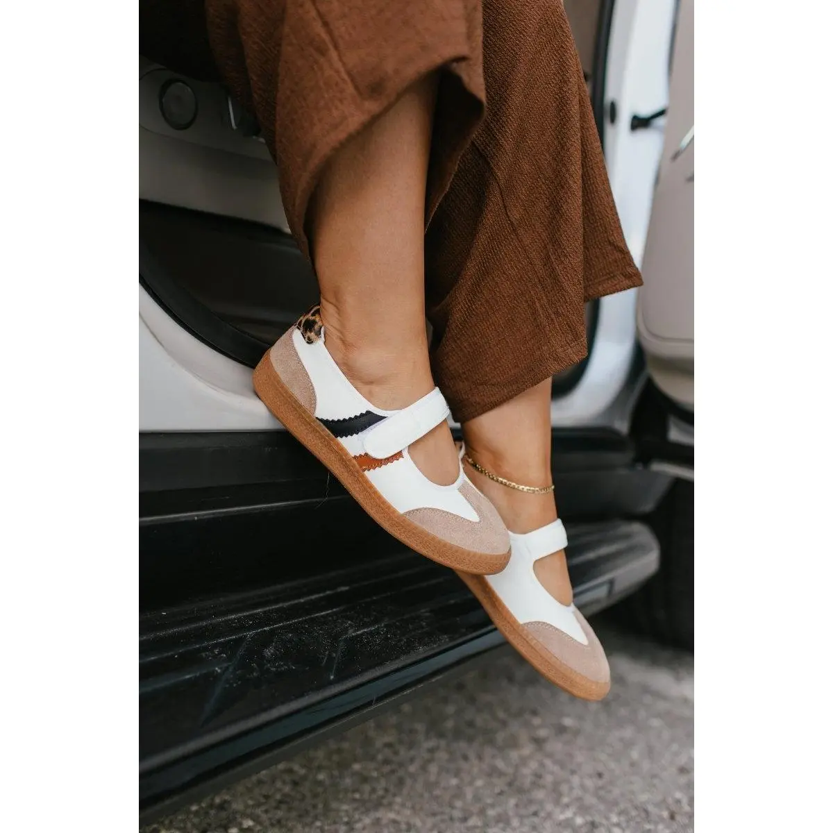 Corky's Sand Calm Down Sneakers