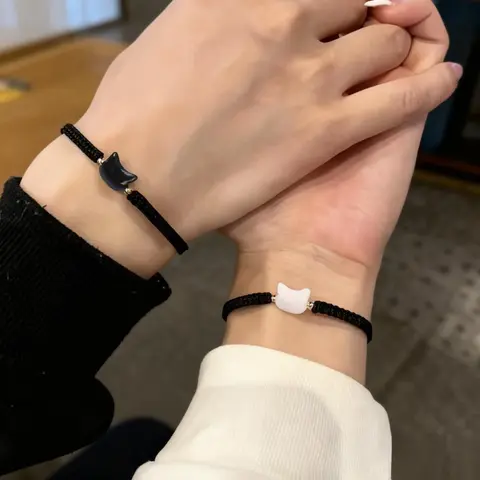 Women's 2pcs Black & Black+White Animal Beads Bracelet for Couples, Matching BF and GF Handmade Hand-Woven Accessory, Casual Charm for Daily Wear, GF Gift, Accessories for Women (Sports & Outdoor Use)