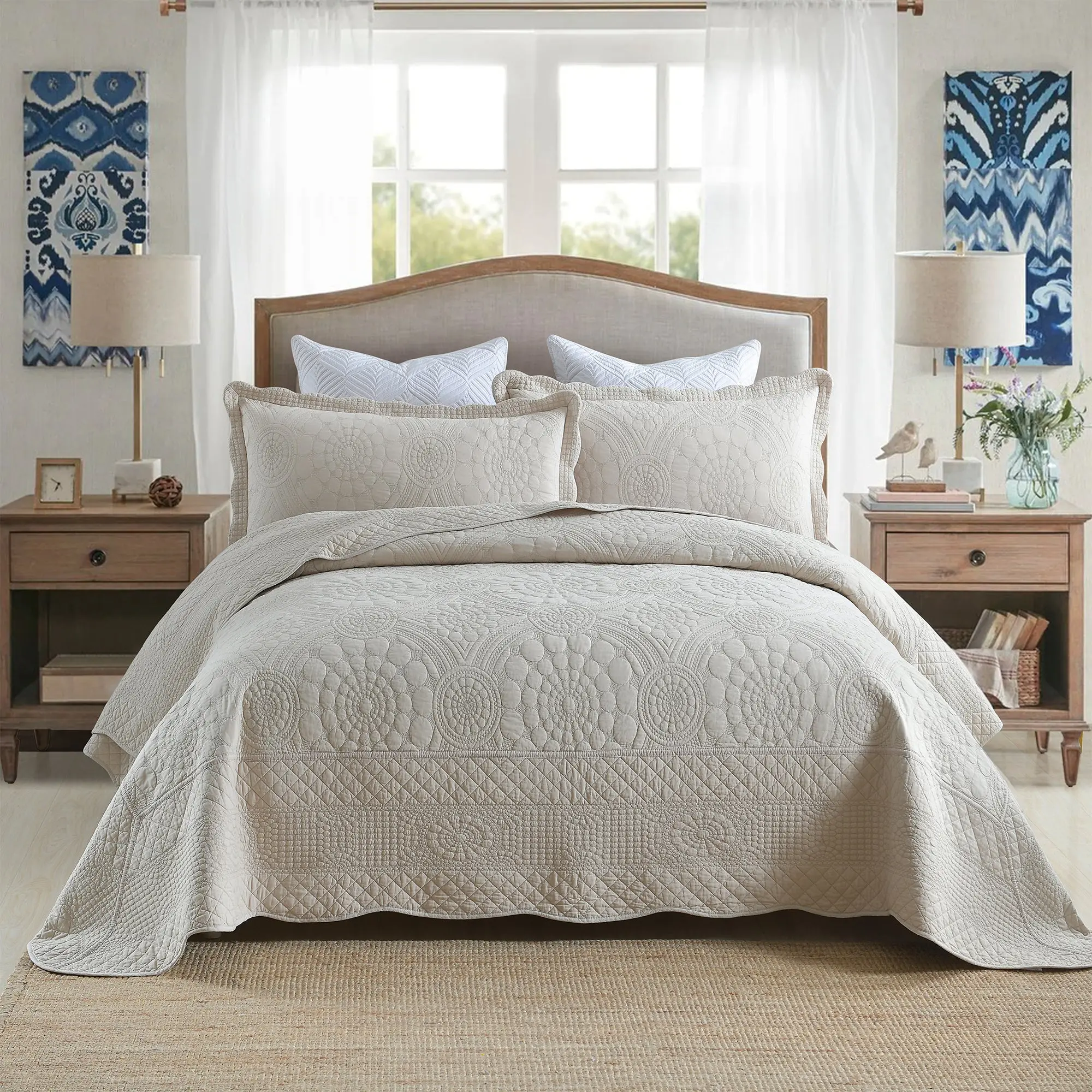 Luxury Geometric Medallion Print Quilted Decorative Bedding Set - 100% Cotton, Scalloped Edge, Breathable Textured All-Season Bedding with Pillow Shams for French Country Bedrooms