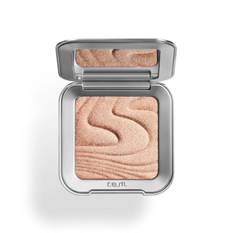 r.e.m. beauty interstellar highlighter topper