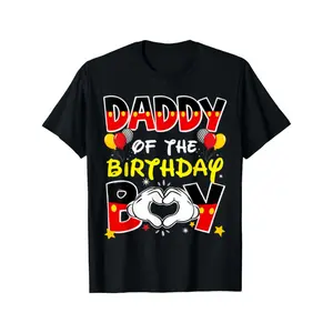 Dad & Mom Themed Men's Black Casual Round Neck T-Shirt - Colorful Heart & Confetti Graphic, Comfortable Fit, Ideal for Birthday Boy Family Celebrations & Party Apparel Man Crew Neck