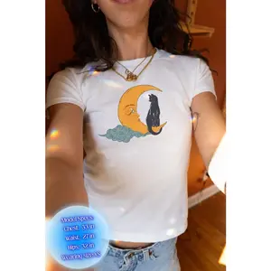 Retro Spooky Season Women's Tee, Cat and Moon Tshirt, Witchy Celestial Crop Top, Halloween Vintage shirt, 90s Y2k Gothic Tee for Girls,Please select according to the size chart