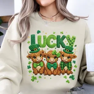 [Printed Shirts]Lucky Highland Cow St. Patrick’s Day Sweatshirt/Hoodie/T-Shirt, Cute Irish Cow Trio Shamrock Graphic Hoodie, Funny St Paddy’s Classic Tee for Men and For Women