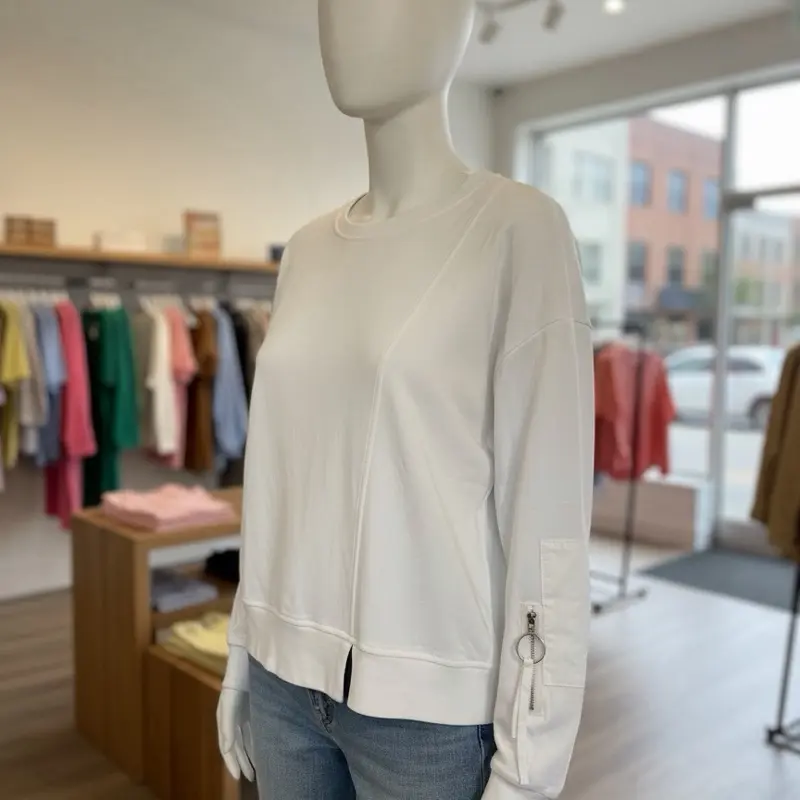 O Ring Zipper Sweater