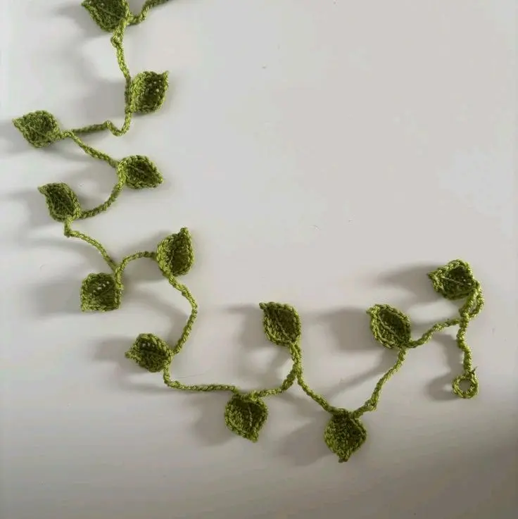 leaf garland