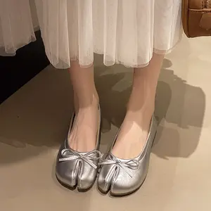 Cute Bow Tabi Split Toe Flats | Ultra Comfy Soft Sole Ballet Shoes | Non-Slip Lightweight Casual Loafers for Women | Versatile Daily Wear Footwear | Spring Summer Office & Dating Comfort Shoes