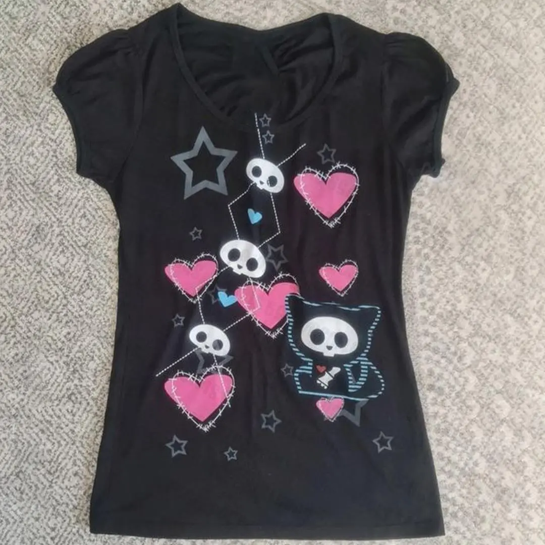 Baby Tees Letters Print Gothic Vintage Punk Black Crop Tops Women's Streetwear Baby Tee Vintage Short Sleeve T-Shirt Y2k Clothes Emo 2000s Tops Graphic T Shirts Emo Goth Star Girl Y2k Clothes Women Harajuku Kawaii Female Clothing Woman T-shirts Gothic