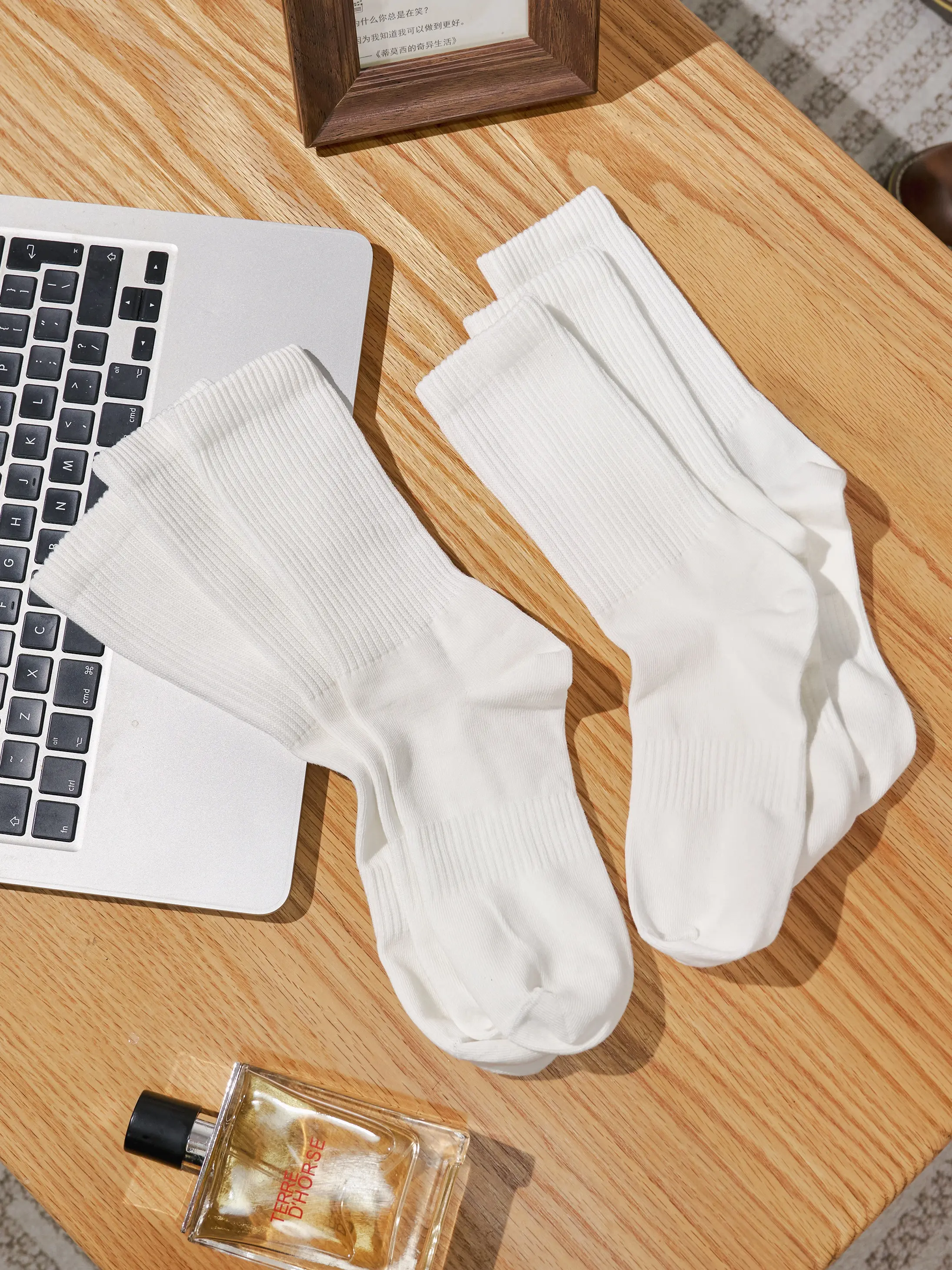 Separatec Women's & Men's Socks 2 Pairs, Cotton Blend Crew Socks, Breathable Comfort Soft, Moisture Wicking Comfort, All-Season Sports Socks campingessentials